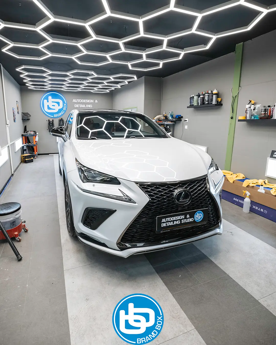 Защитная плёнка на Lexus